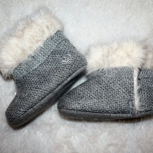 Faux fur baby boots - Gray/Silver